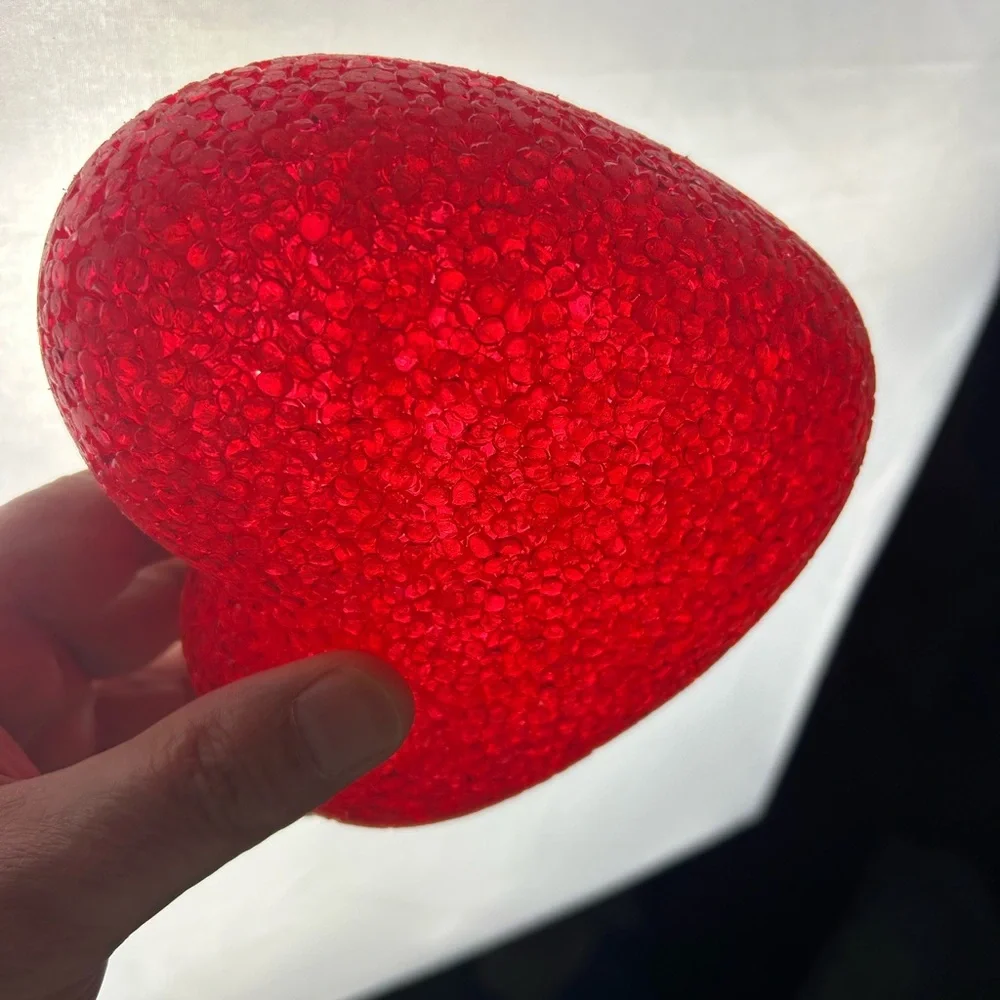 Avon NOS VTG '2001' S/2 Tap Lights w/Cover (Red and Pink rubber pellet hearts)